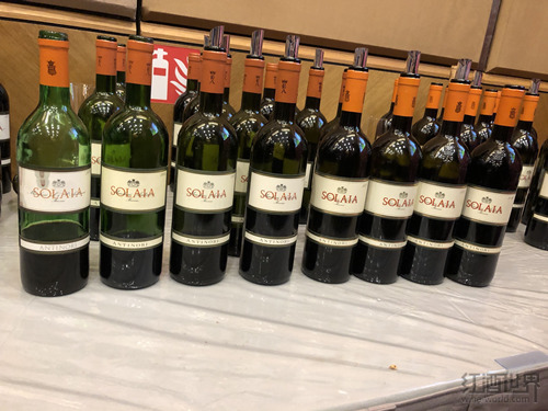 HK Vinexpo喜迎20周年，红酒天下带你看展会走光