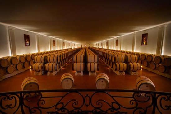 红酒世界专访克莱蒙教皇堡庄主，解密为何名庄能酿好酒！