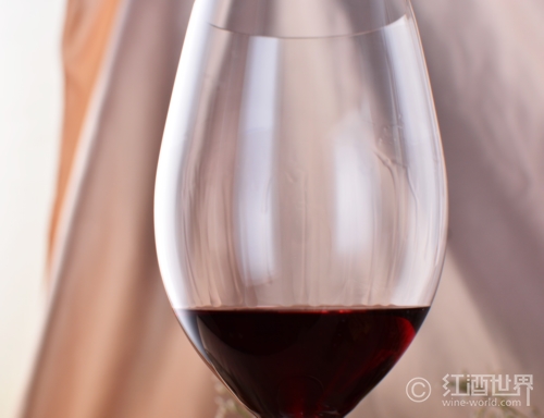 挂杯清晰的葡萄酒品质更高？