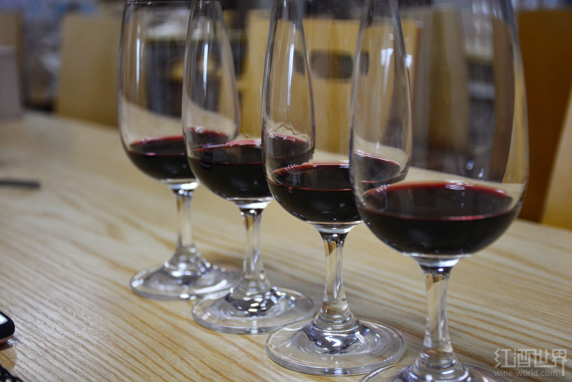 比力——葡萄酒的学习方式