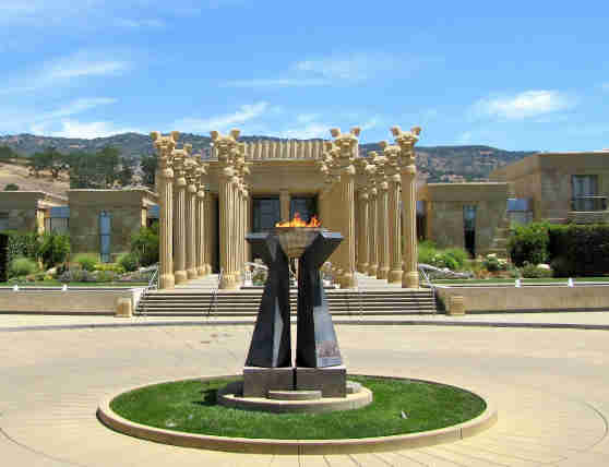 代尔西酒庄(Darioush Winery)