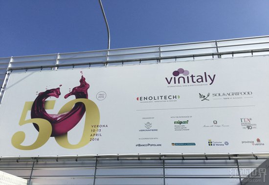 Vinitaly酒展盛大开幕，10号展馆的参展商主要来自意大利两大知名产区——皮埃蒙特（Piedmont）和托斯卡纳（Tuscany）。酒体饱满、其中，<strong>亳州市欧美A片破处视频影院</strong>红酒世界带你领略意式佳酿
