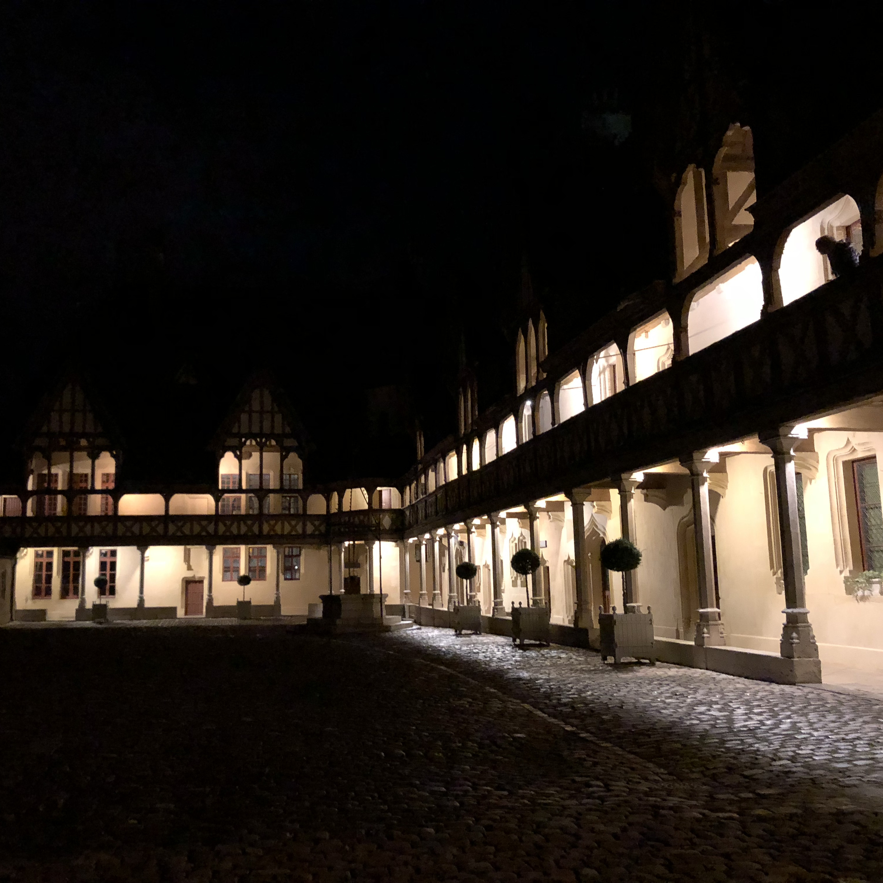 伯恩濟貧院(Hospices de Beaune)