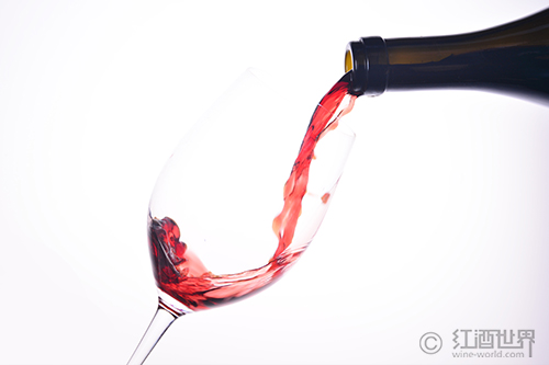 如何鉴赏葡萄酒的“余味”？