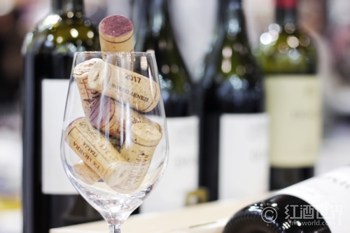 为甚么年份会影响葡萄酒的风韵？